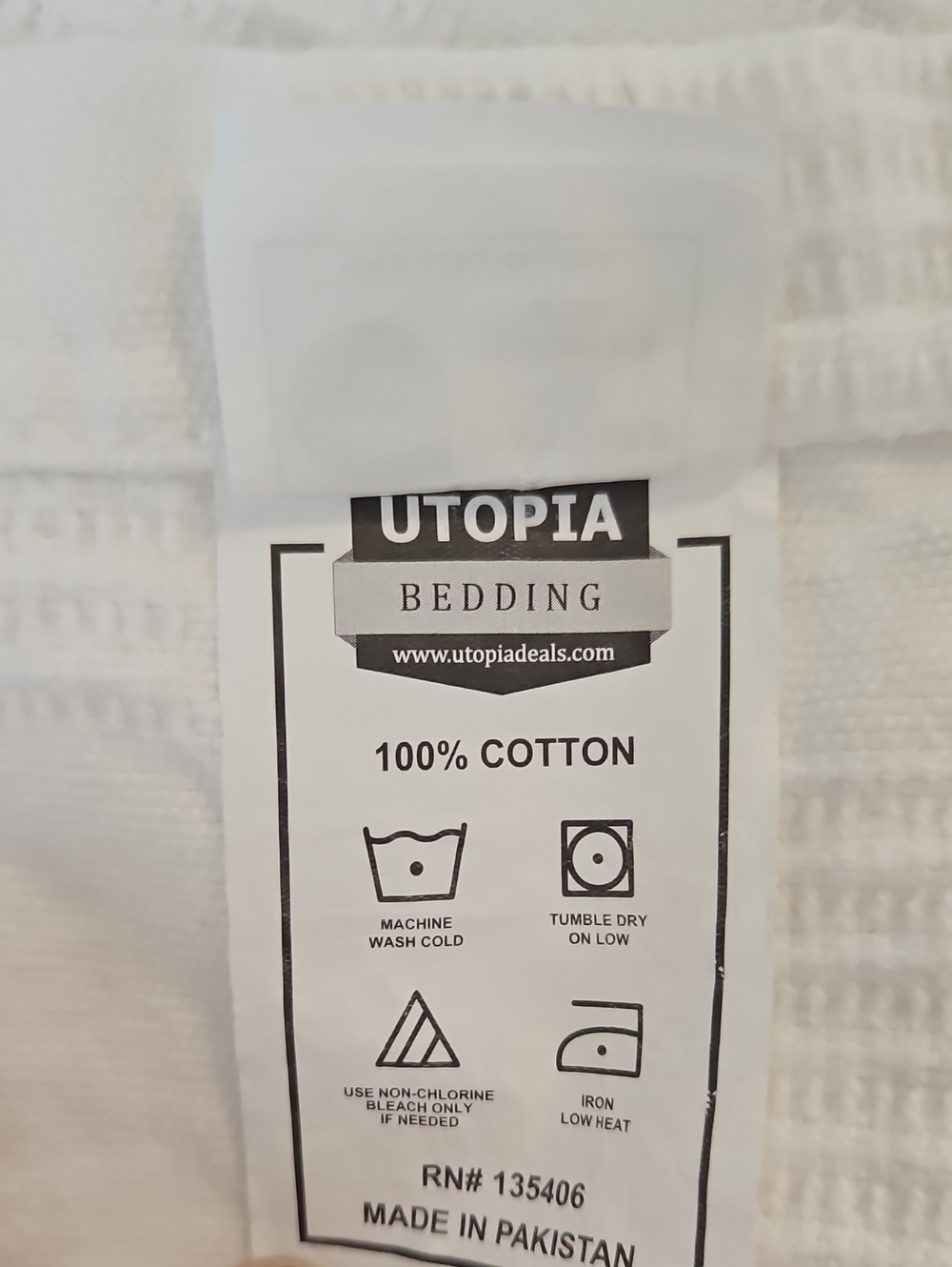 Utopia White Cotton Textured Checkered Weave Queen Coverlet - Picture 8 of 10